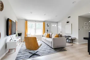 Glen Allen Mid-Century Modern Casita - Image 5