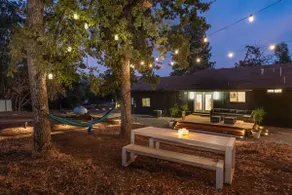Cozy Cabin! BBQ • Spa • Fire Pit • Kids Play Zone - Image 4
