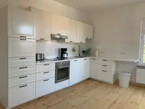 2,530 sq ft · 5 bedrooms · Balcony · Groups of up to 14 - Image 3