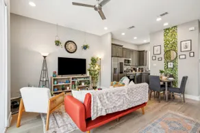 Charming 2BD Townhouse in the Heart of FortWorth - Image 4
