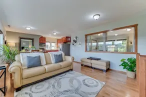Loft on Connelly - Image 2