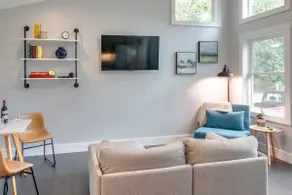 Brand New Modern Asheville Escape - Image 4