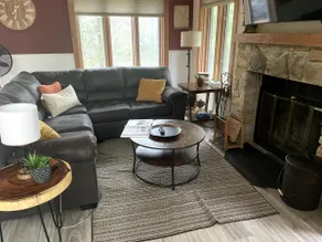 Cozy mountain retreat for rent - Image 3