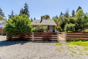 4B2B Home w/Private In-Law Suite - Image 3