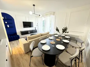Charming beachfront accommodation - Image 2