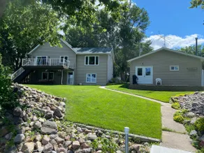 Beautiful Lake Manuella home. - Image 3