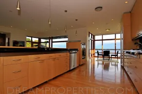 Ultra Modern Designer House - Image 3