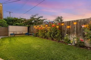 3 bed Home-Large backyard +firepit in Santa Clara! - Image 2
