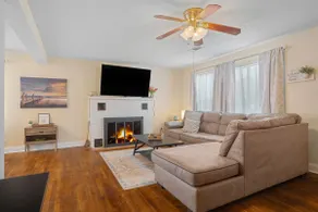 KING Suite, Firepit Coffee Bar Central location - Image 2