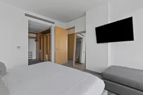 Comfy 3BR, near the beach - Image 2