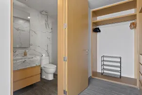 Comfy 3BR, near the beach - Image 3