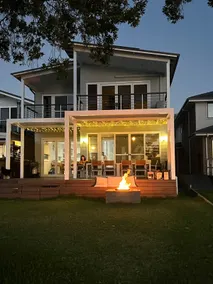 Sand Lake House- Absolute Waterfront Holiday Home at Lake Macquarie - Image 3