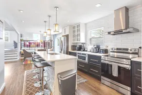 AC 5BR/3BA Lux Renovated Retreat - Image 2