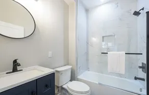 Modern LUX 2BR Apartment in DC w/Patio - Image 5