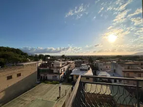 Charming house with kitchen and terrace in Naples - Image 2
