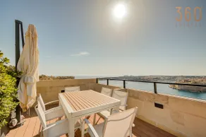 A luxurious Palazzo in Valetta with private Pool by 360 Estates - Image 2