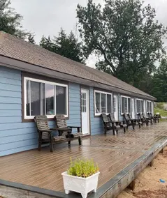 Beachside Rooms on 4th Lake at Eagle Bay Village - Image 2
