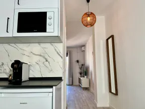 Apartment with Private Rooftop - Image 5