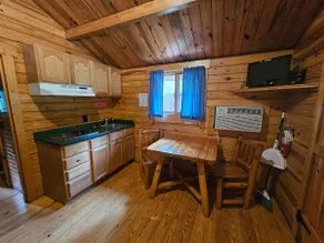 Weathered Wisdom Cabin 35 - Image 3