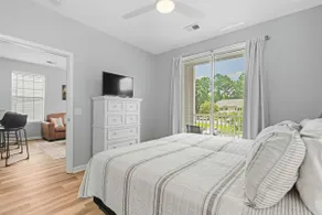 RiverOaks Golf Club | Pool/Hot tub | W/D | Kingbed - Image 2