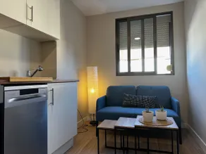 Fully renovated accommodation in La Macarena - Image 3