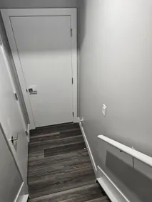 Cozy two beds basement suit - Image 4