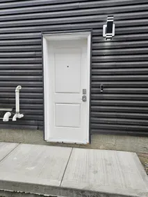Cozy two beds basement suit - Image 2