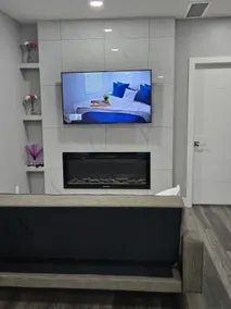 Cozy two beds basement suit - Image 5