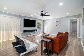 Cozy Home in Lilburn - UNIT B - Image 2