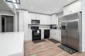 Cozy Home in Lilburn - UNIT B - Image 3
