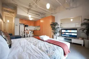 Central Studio | Water View | Near CBD & Chinatown - Image 5