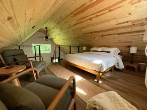 Northern Stays - Rock Creek Cabin - Image 4