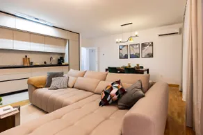 The Luxe Residence, Free parking - Image 3