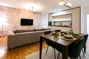 The Luxe Residence, Free parking - Image 2