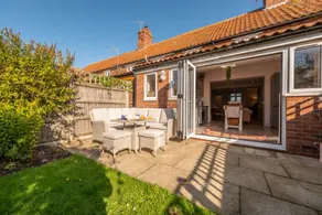 Stylish Cottage in North Norfolk - Image 5