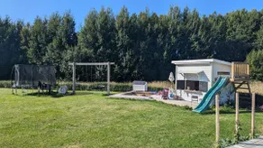 Villa with large patio - Image 2