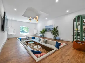 New Midcentury-Dream Modern Gym Pool Beach - Image 2