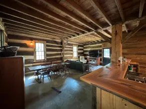 Log Cabin - Image 4