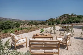 Elia | Luxury Pool Suite - Image 5