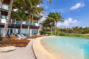 Beachfront tropical paradise for families - Image 5