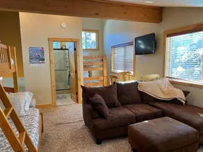 Olympic House Quiet 5 Star stay by Tahoe Rim Trail - Image 2