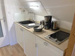 31* Small berth - central and close to the beach - Image 5