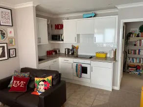 Jurassic Coast Holiday Home - Image 4