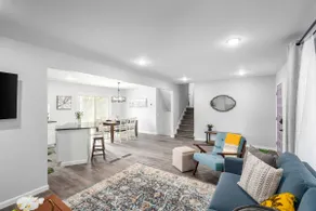 Spacious Family Retreat By Park - Image 4
