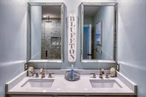 Hampton Hideaway-Quaint Cottage, Newly Renovated - Image 5