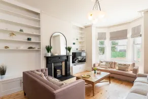 Seafront, Hot Tub, Sleeps 16, Dogs, Jurassic Coast - Image 5