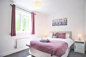 St Kats Mews 4 bed with parking - Image 4