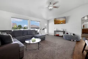 4 Bedroom, Sunnybrook Home North East TF - Image 2