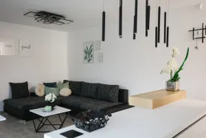 Luxury Landing 8 accomodation Targu Mures - Image 2