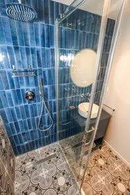 Elegant & charming 2-room blue - Image 5